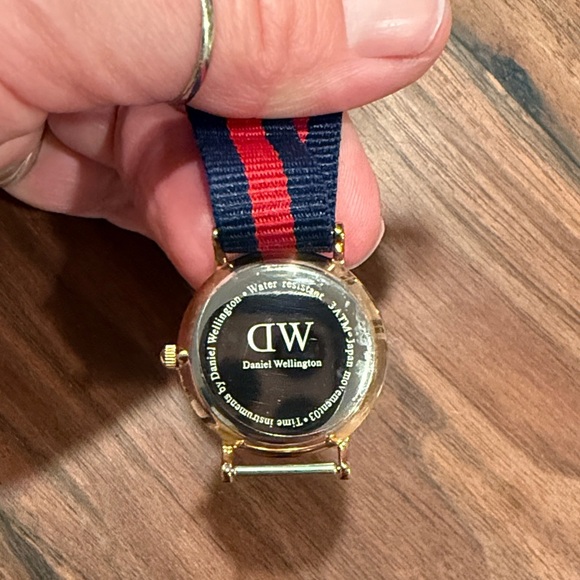 Daniel Wellington Classic Oxford Rose Gold Watch with Red and Navy Strap main image 5
